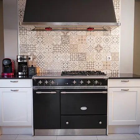 펜션 Beaumont Avec Piscine Et Jacuzzi Proche D'uzes Et Anduze