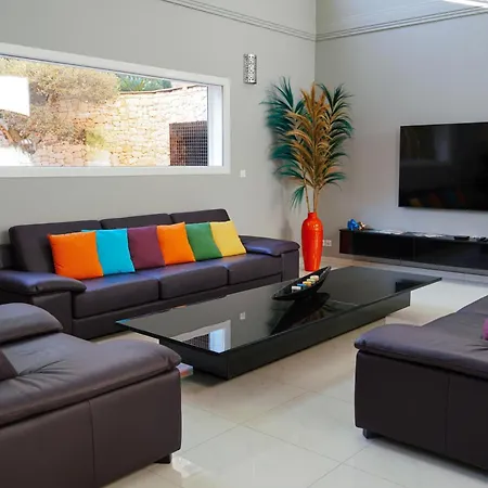 Beaumont Avec Piscine Et Jacuzzi Proche D'uzes Et Anduze